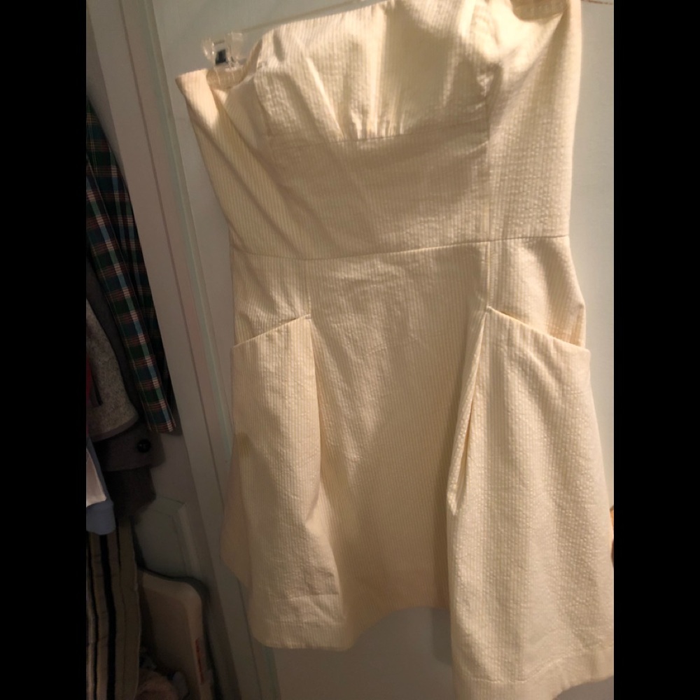 Lilly Pulitzer strapless dress. Size 10.